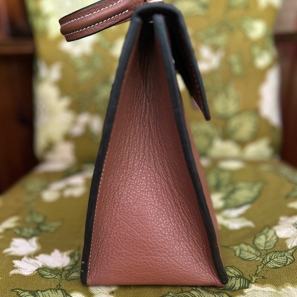 Mateo New York Elegant Brown and Pink Satchel - Picture 4 of 11